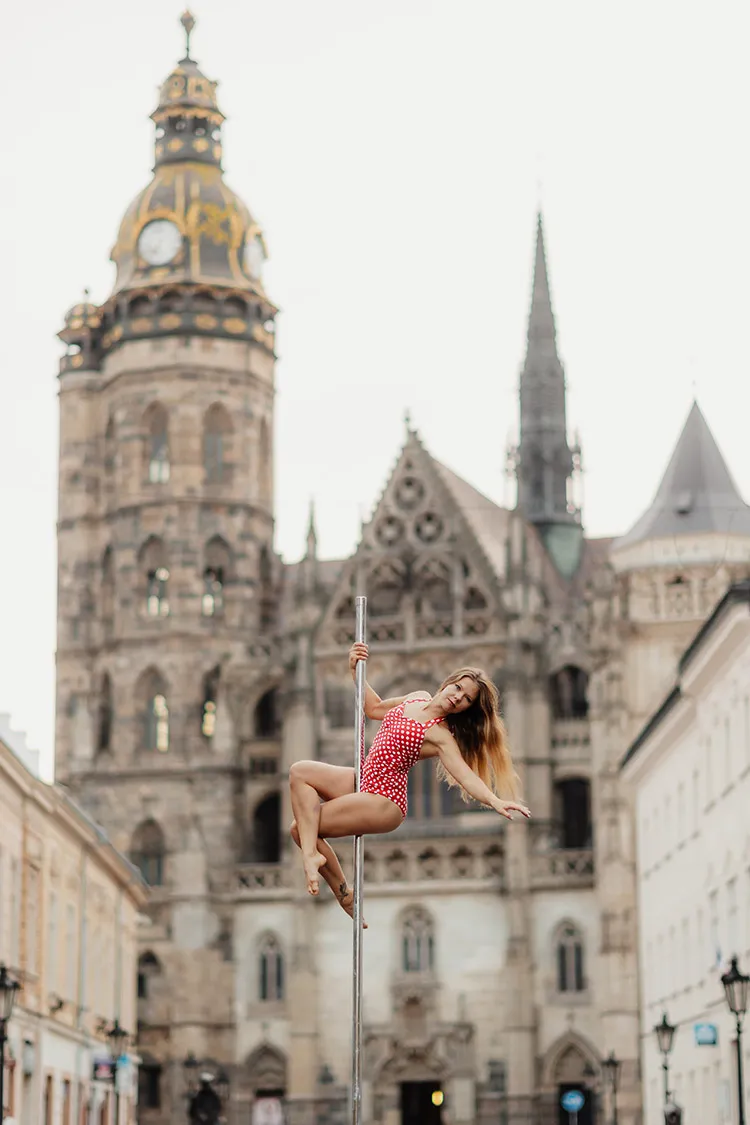 KATERYNA DARIIENKO